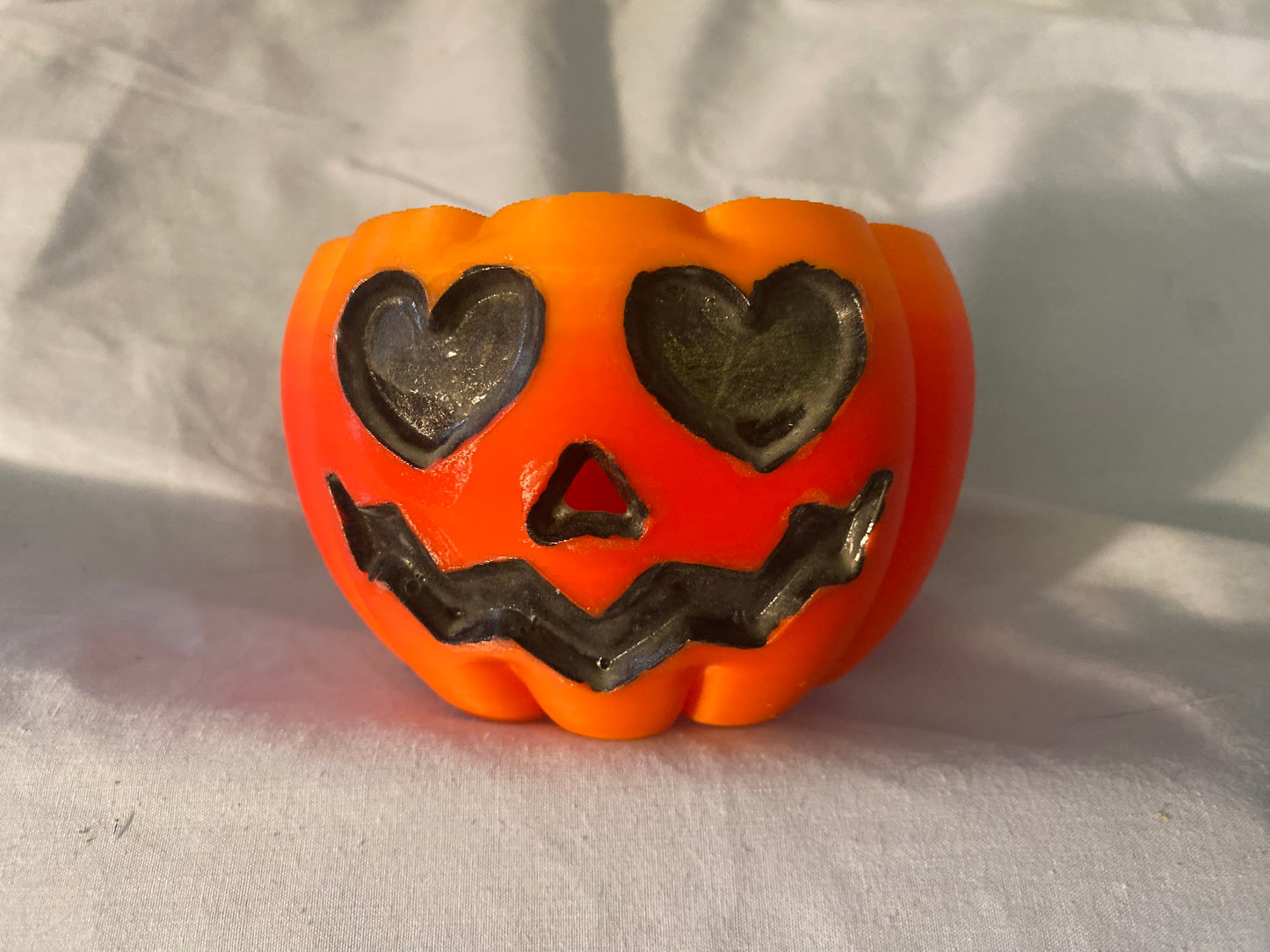 3D printed yarn bowl, Jack-o-Lantern