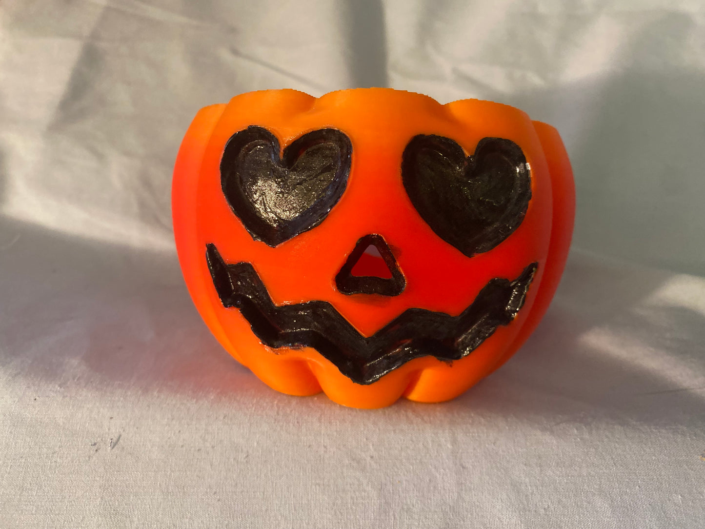 3D printed yarn bowl, Jack-o-Lantern